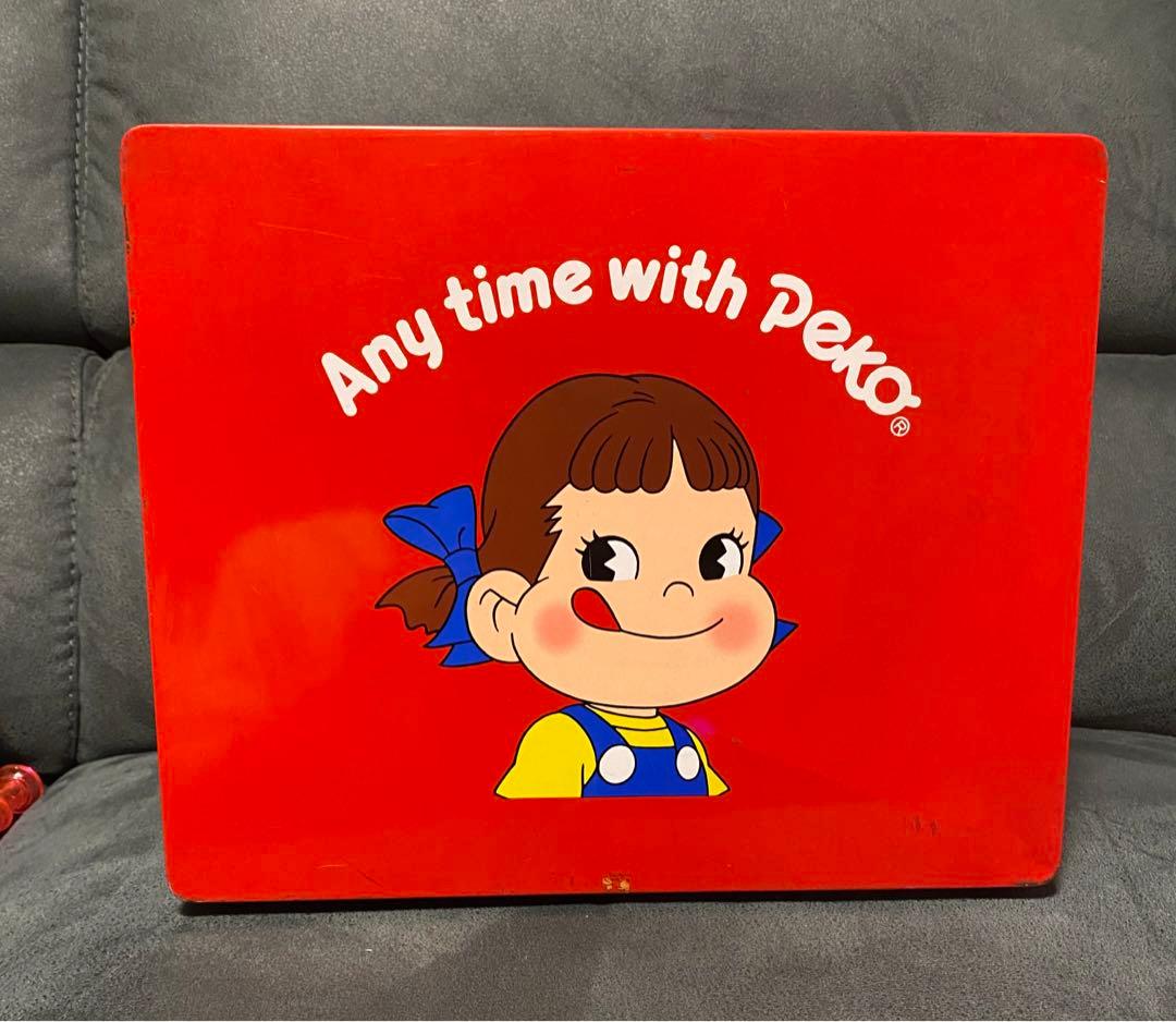 ペコちゃんブリキ缶　美品