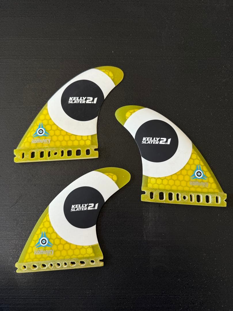 未使用品フューチャー仕様：ケリースレータートライフィン