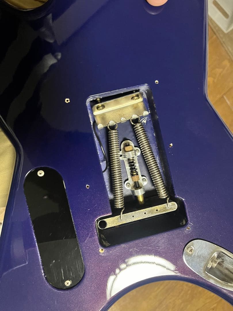 Killer Guitars KG-Pirates Dyna-bite装備