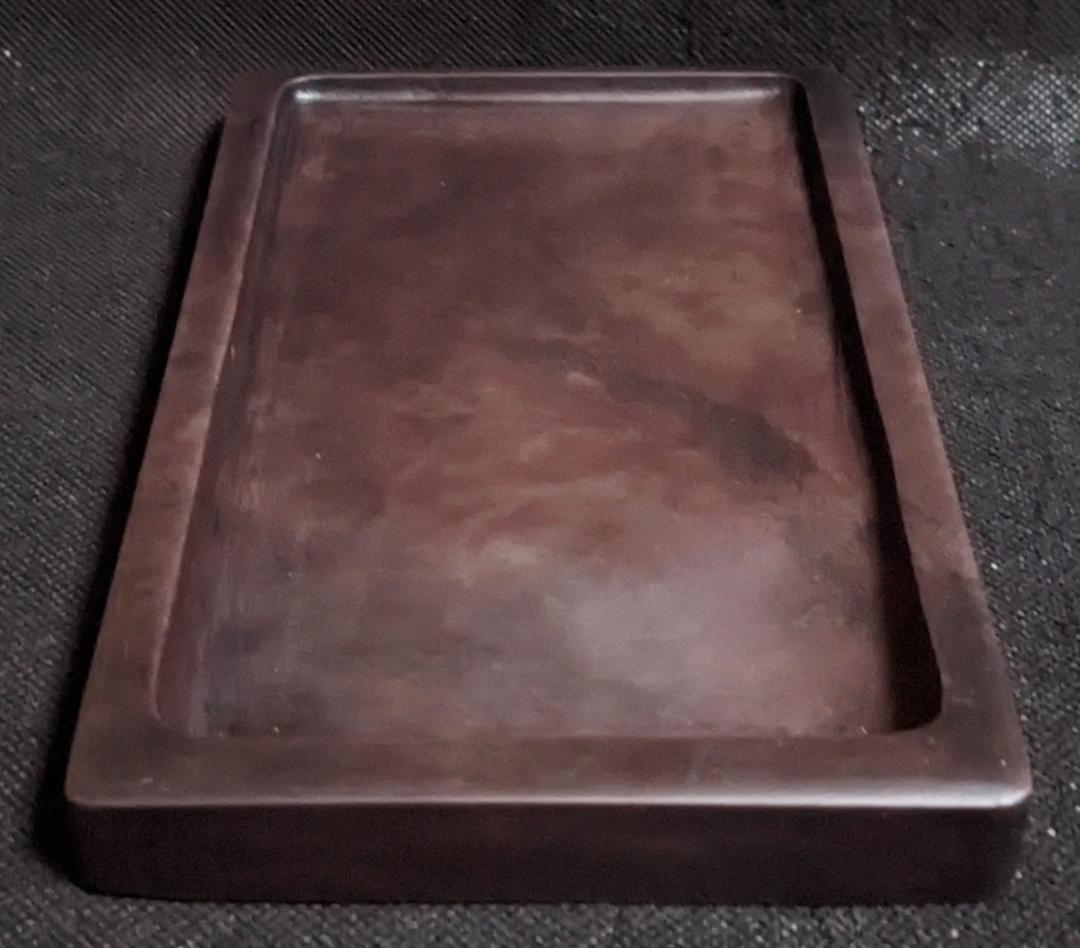 【端硯】◆濃厚な馬肝色に火捺の美石◆北嶺◆約七吋◆唐木共箱◆文革以前◆検→端渓