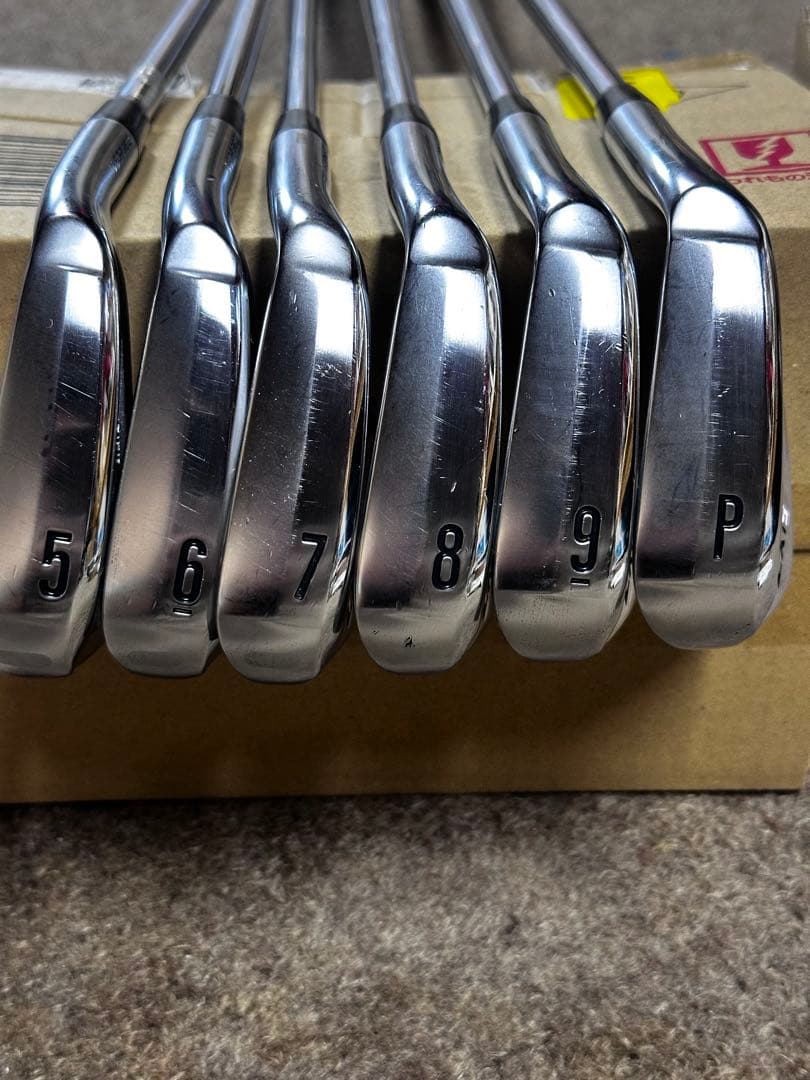 a*読様 スリクソン ZXi5 アイアン6本Dynamic gold 最終価格