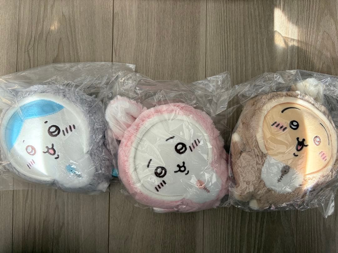 ちいかわ福袋2023年　カバン　ぬいぐるみ3体　ボックス　プレート