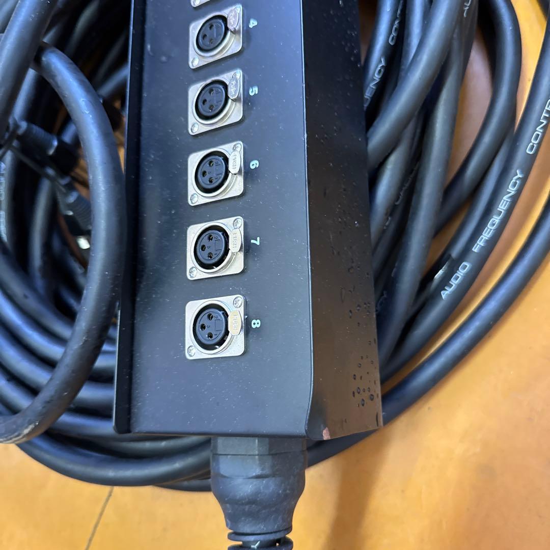8ポート メスXLRケーブル
