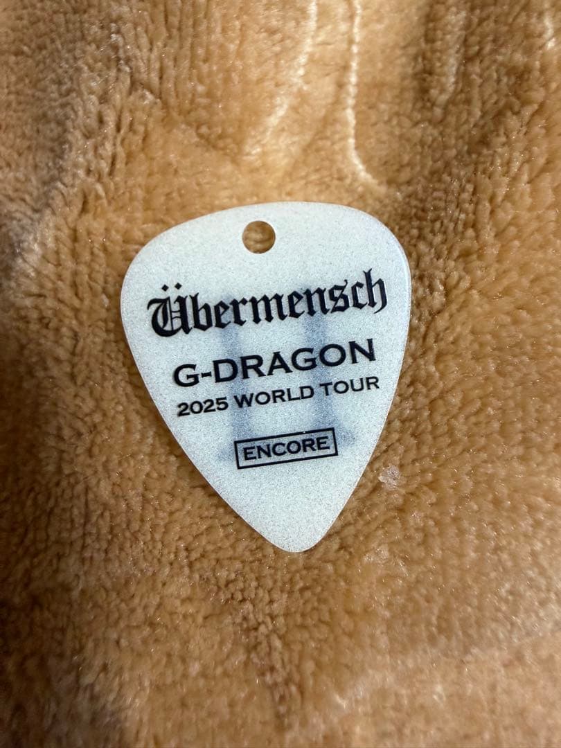 G-DRAGON 白 ピック