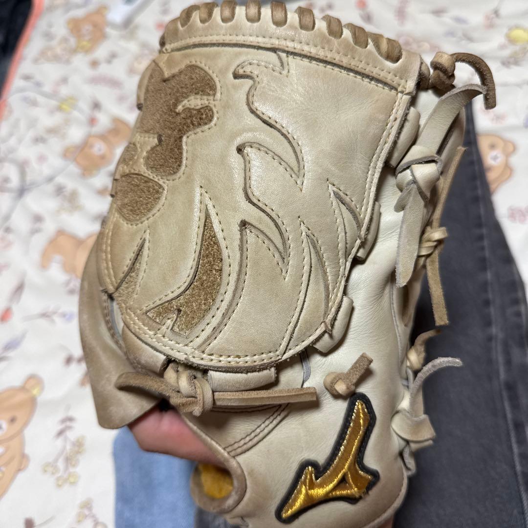 Mizuno Pro 硬式グローブ キャメル 即戦力ですぐ使えます。