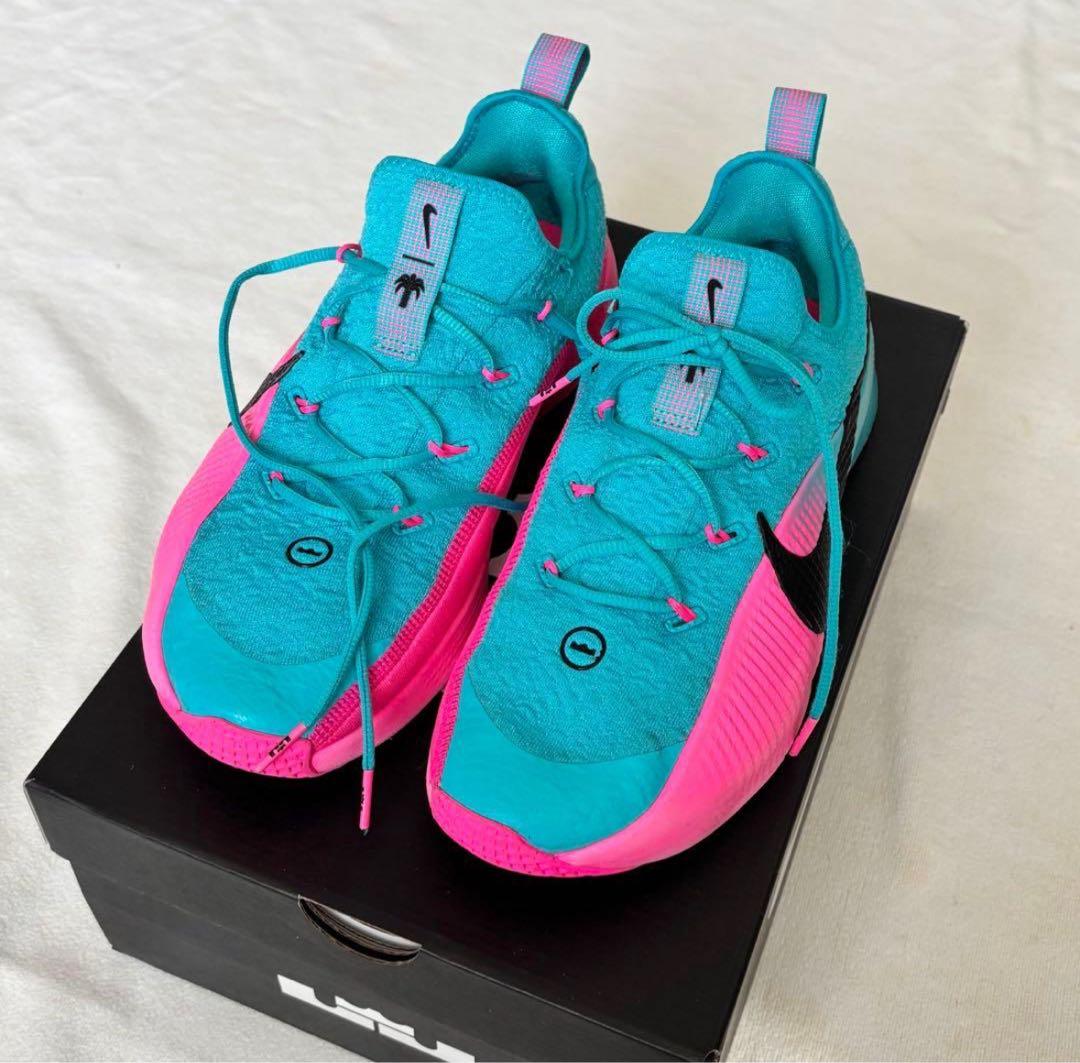 NIKE レブロン TR1 Amazon元値36200円