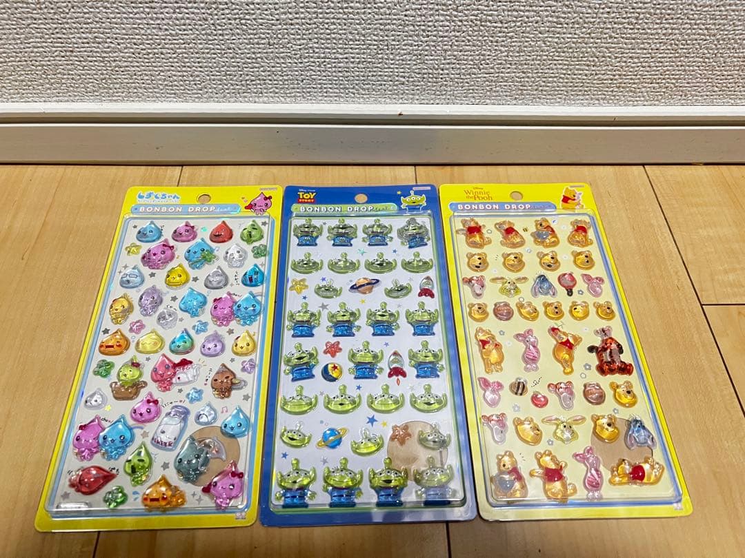 ボンボンドロップシール スヌーピー ベイマックス しずくちゃん エイリアン プー