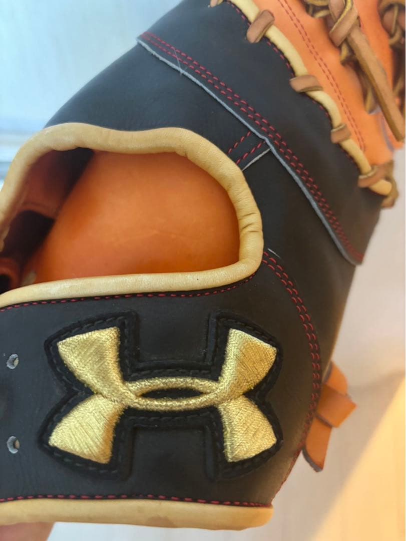 巨人　岡本和真選手　硬式グローブ