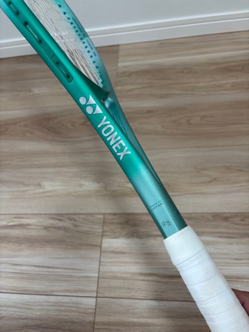 再値下げ！11月まで！YONEX ボルトレイジ7V 美品