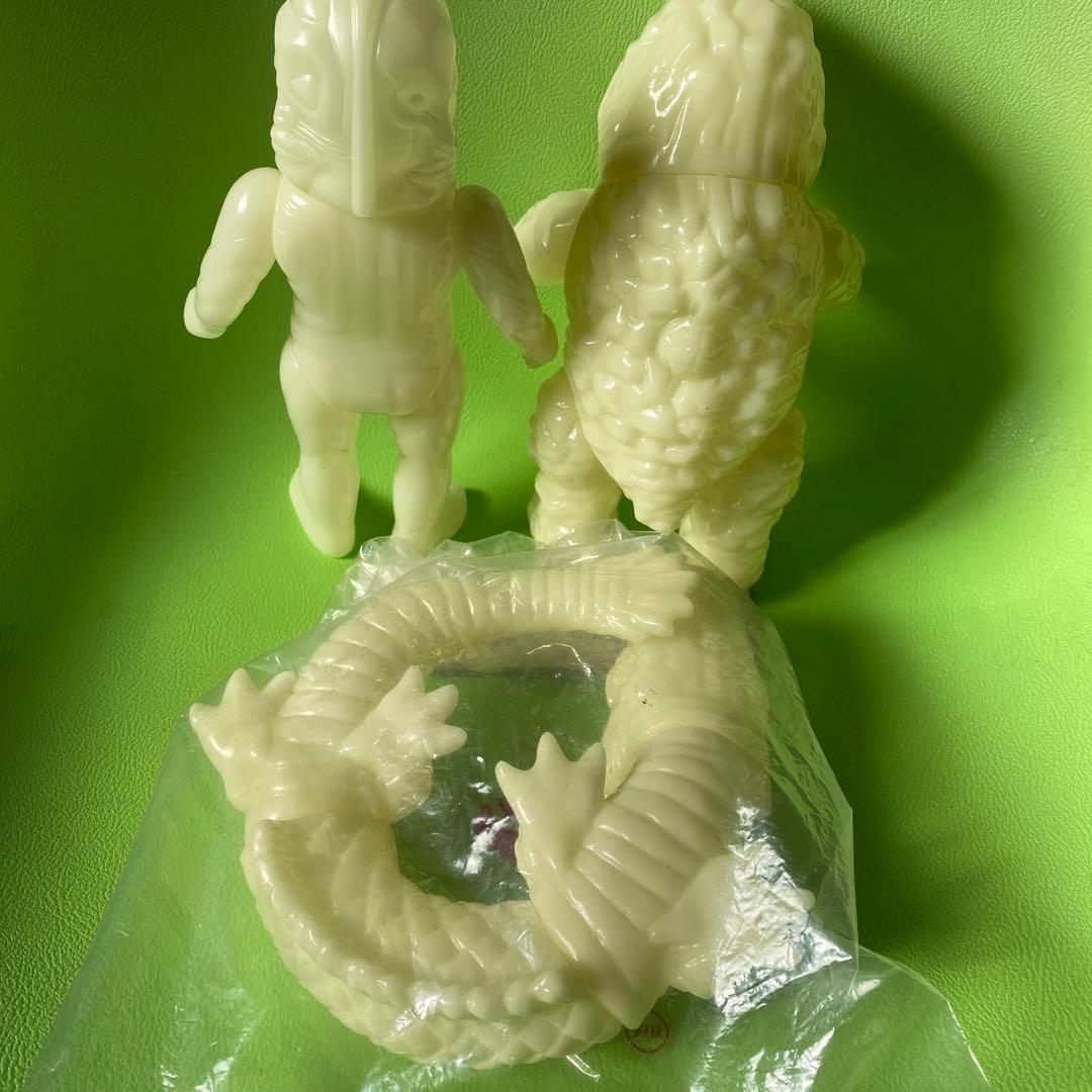 M1号★ソフビ★蓄光★ウルトラシリーズ★三面ダダ★ゴルゴス★マンダ★3体セット