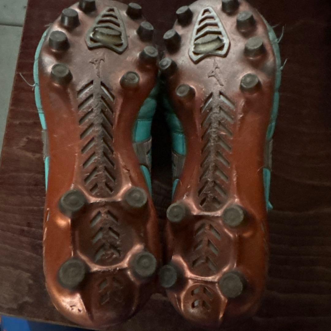 ミズノ サッカーシューズ JP 25.5 アクアブルー