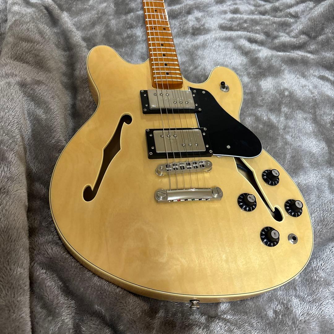 最終価格Squier Starcaster セミホロウボディ ギター