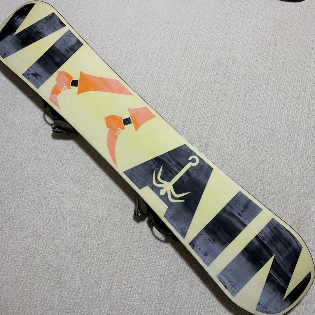 SALOMON VILLAIN 155 ・ DISTRICT 限定モデル S