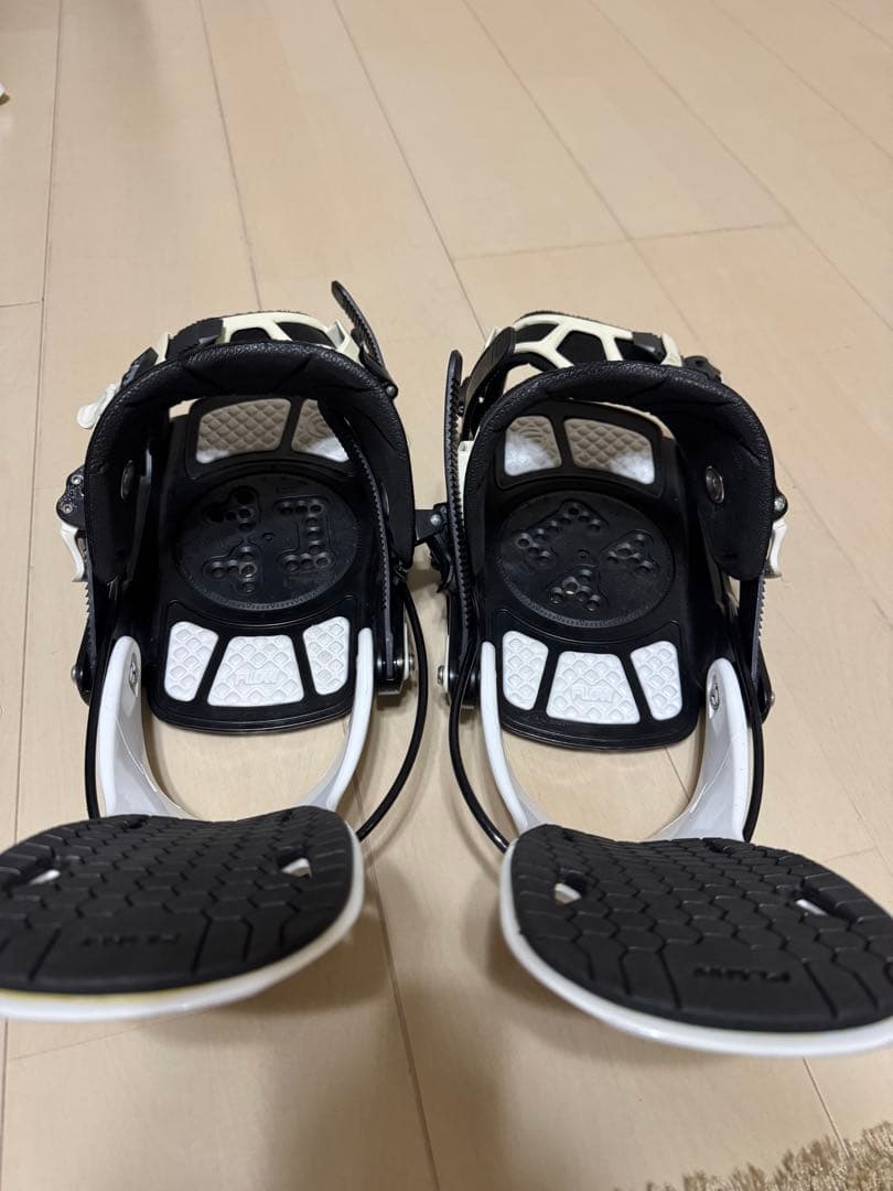 FLOW ALPHA スノーボードビンディング ホワイト