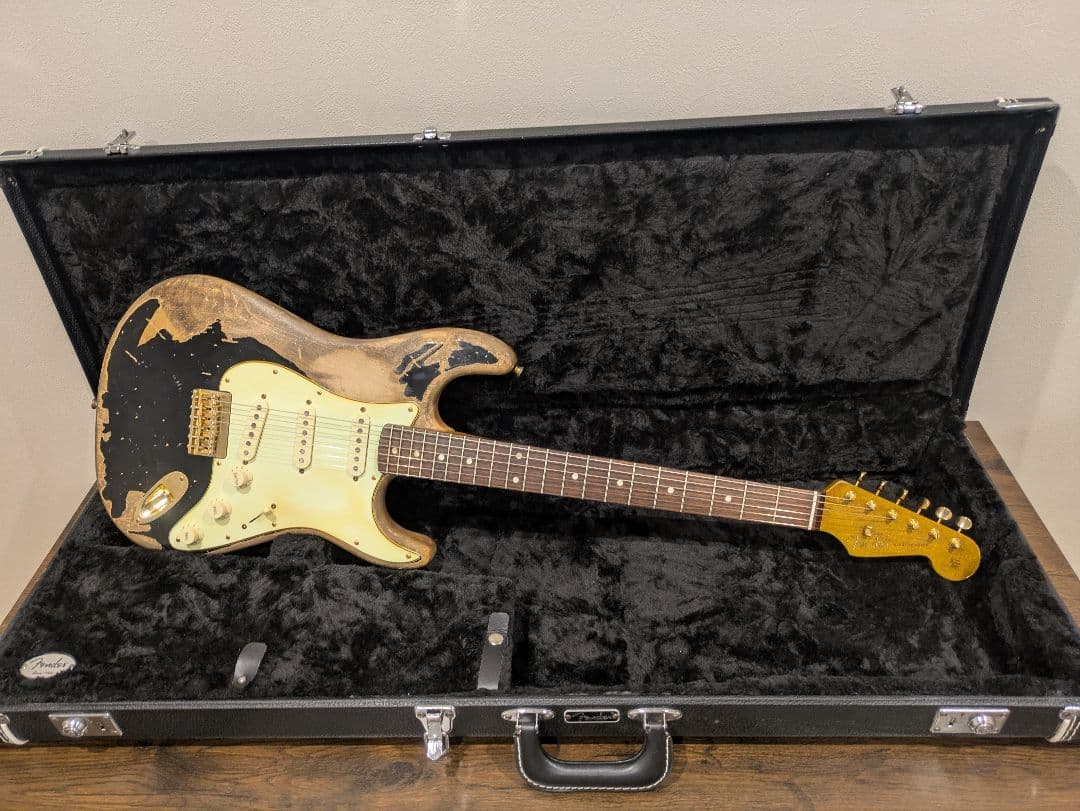 Black one 風コンポーネントギター　ジャンク