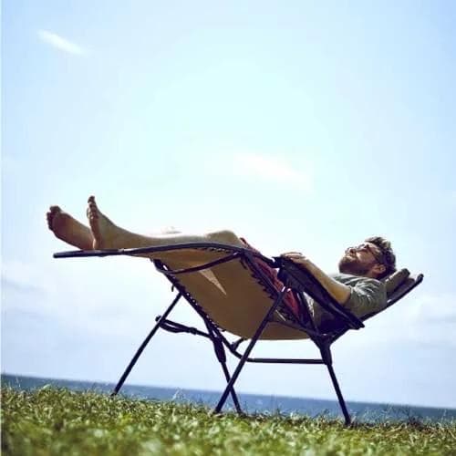 新品未使用　Coleman リクライニングチェア ベージュ