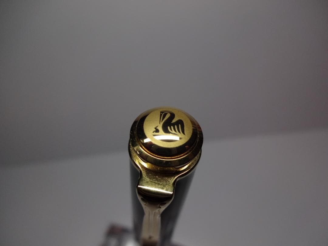 “最終価格” ペリカン　スーベレーン　R400　ローラーボール　緑縞