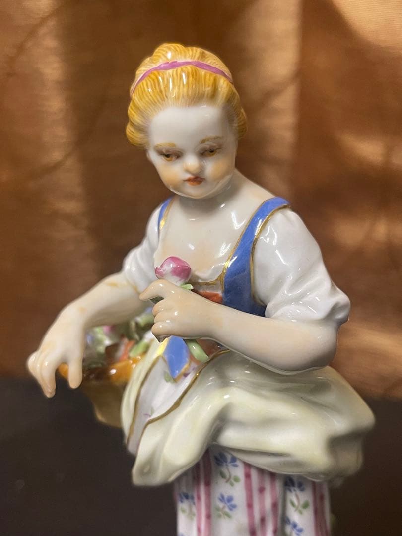 マイセン　人形　置物