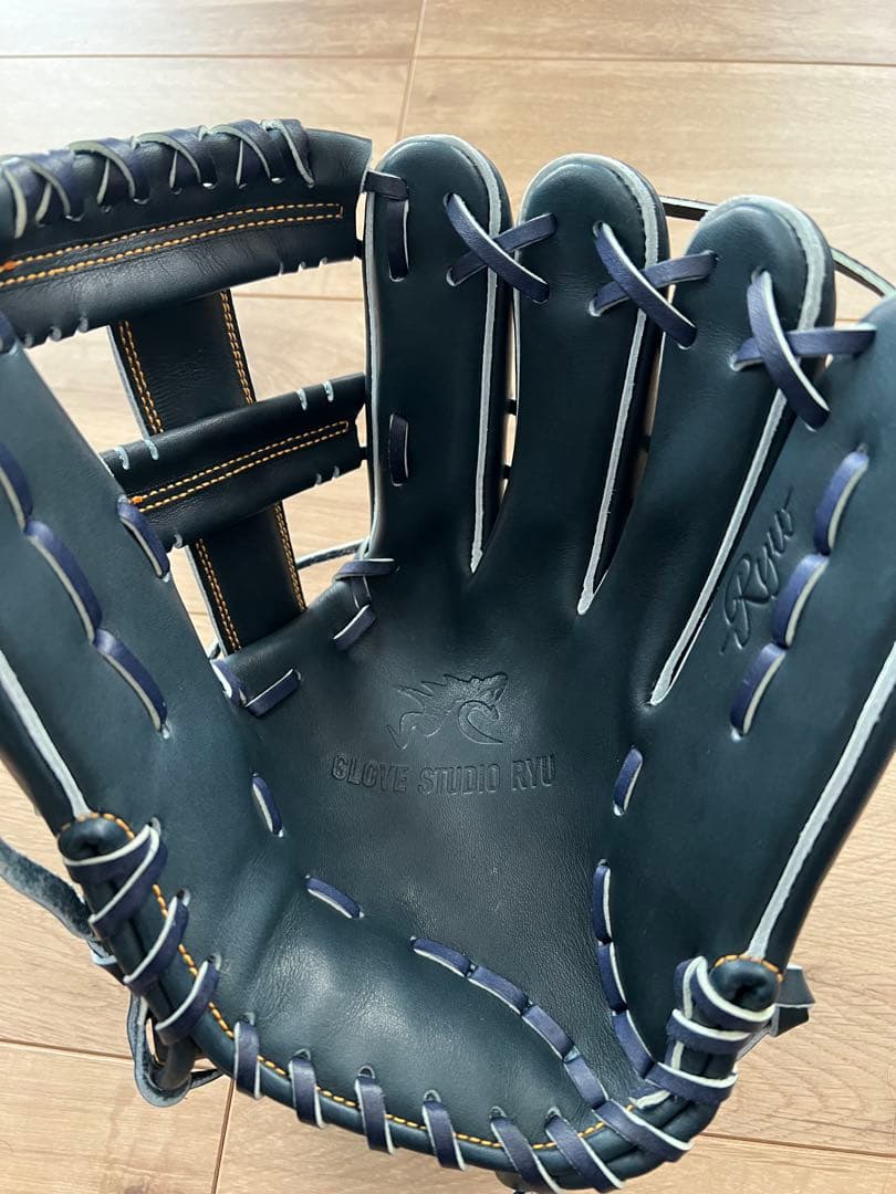 RYU 硬式グラブ　502型　店舗別注　小指2本入れ