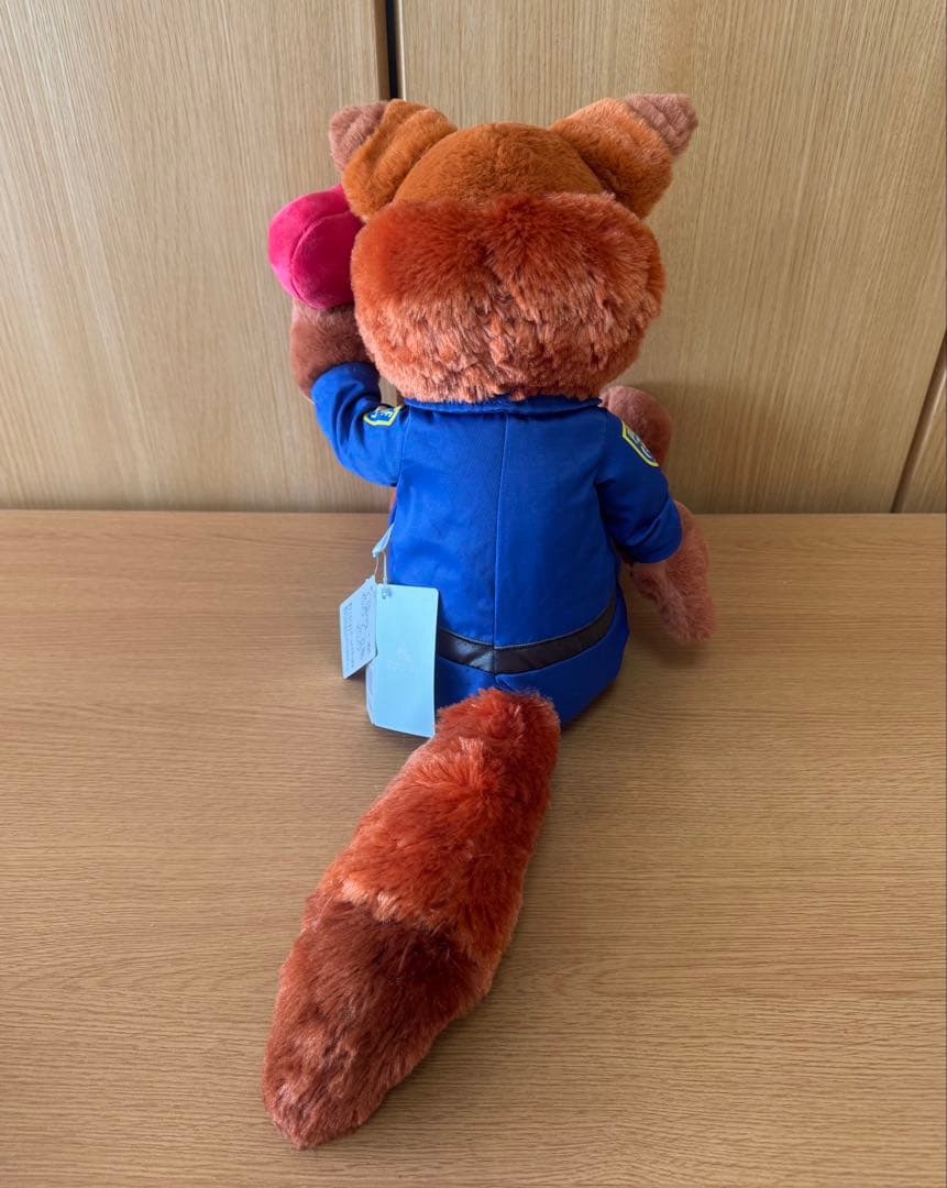 ズートピア ニック ぬいぐるみ MOGUMOGU ストア