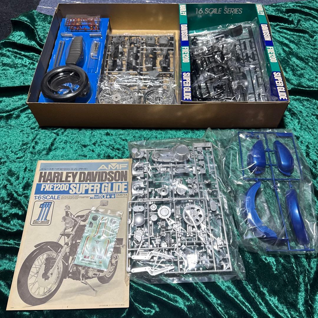 【未組立】ハーレーダビッドソンFXE1200スーパーグライド　1/6