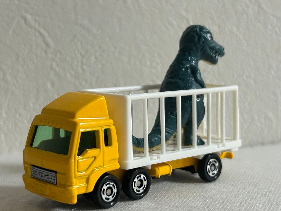 トミカ ゆかいなトレーラーセット 25周年限定スペシャル ギフトセット