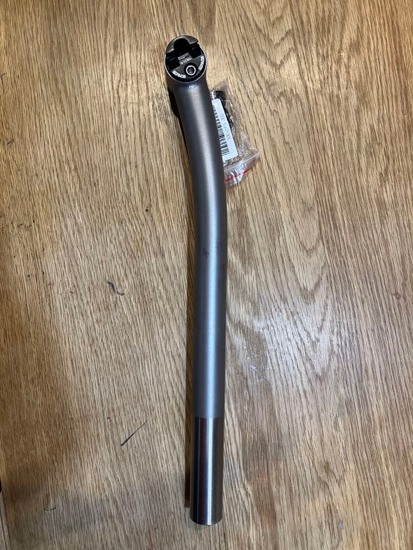 シートポスト　ヤグラENVE製