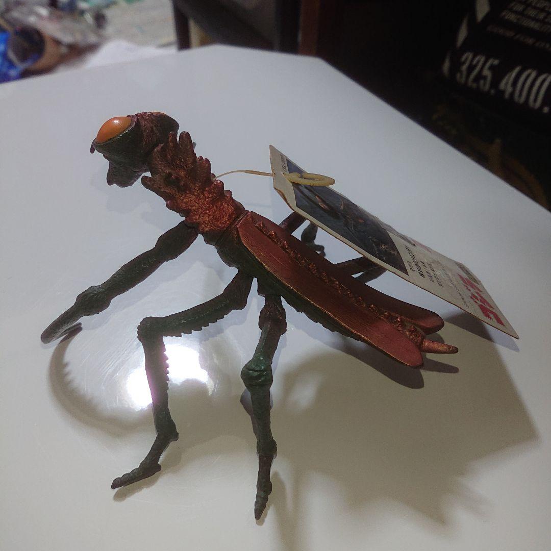 カマキラス ソフビ