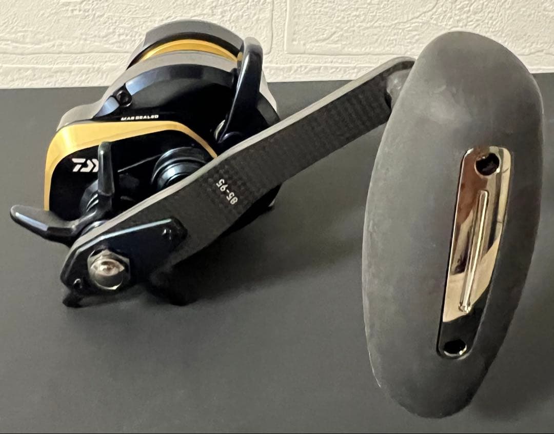 ダイワ　ソルティガ 15HL-SJ 7.1:1 左巻き 美品