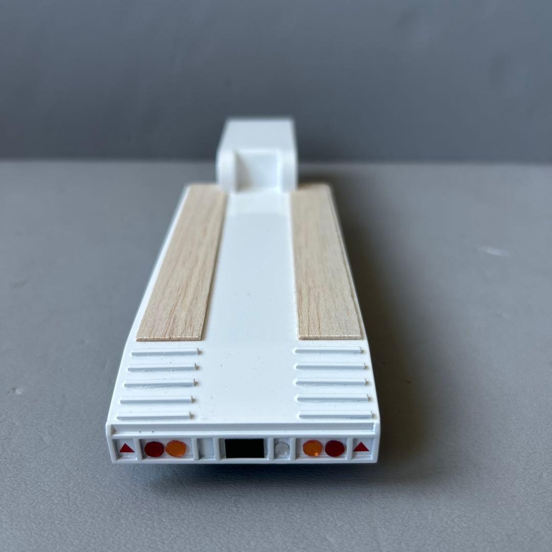 1/50 ８輪トレーラー　ホワイト