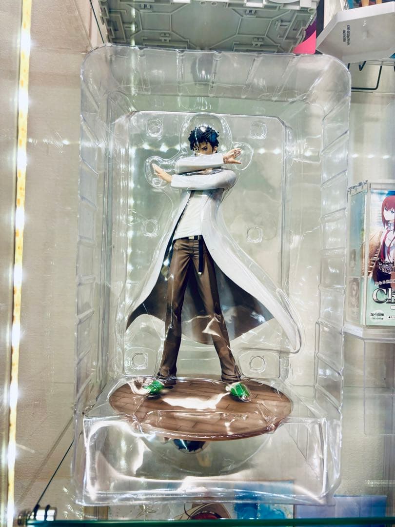 Steins;Gateシュタインズ・ゲ ート岡部倫太郎 1/8 完成品フィギュア