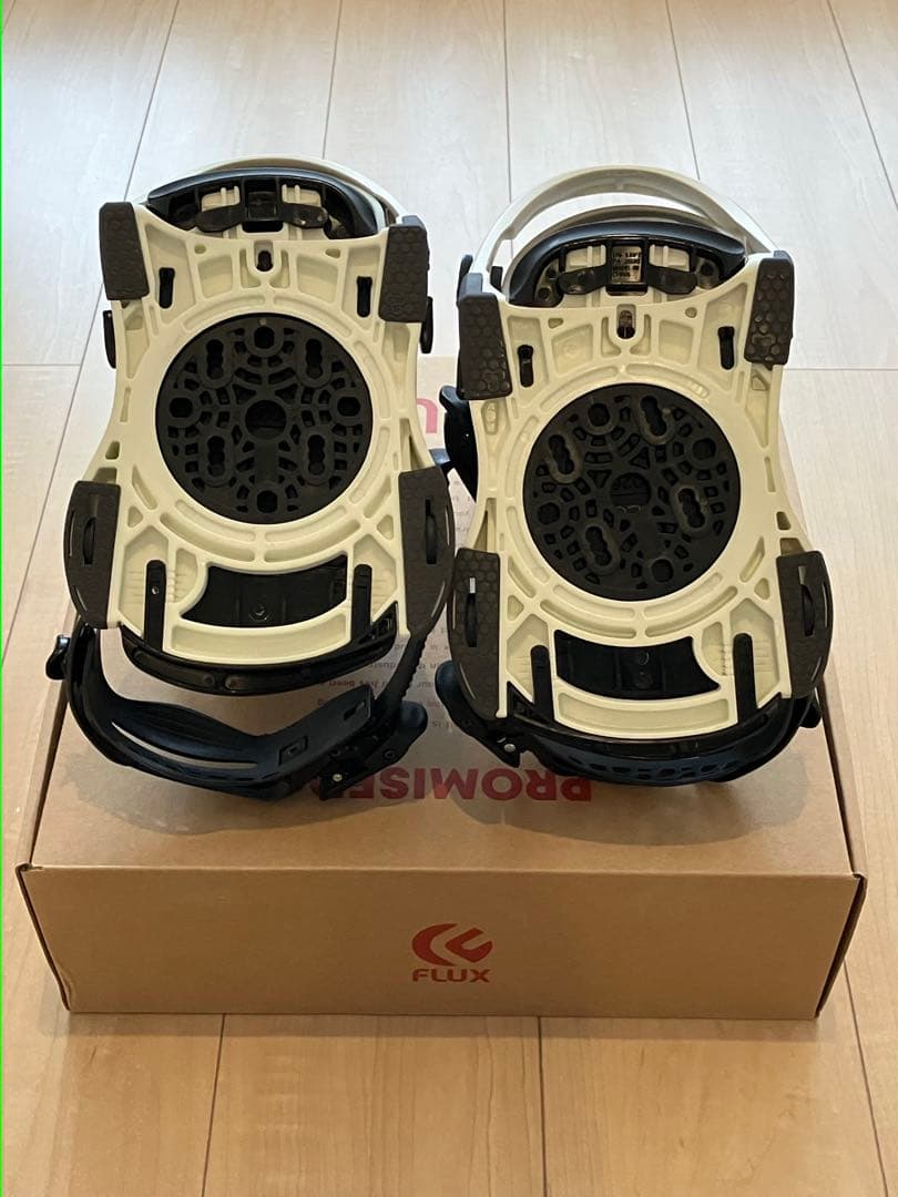 FLUX F23CV5SW ホワイト Sサイズ ビンディング