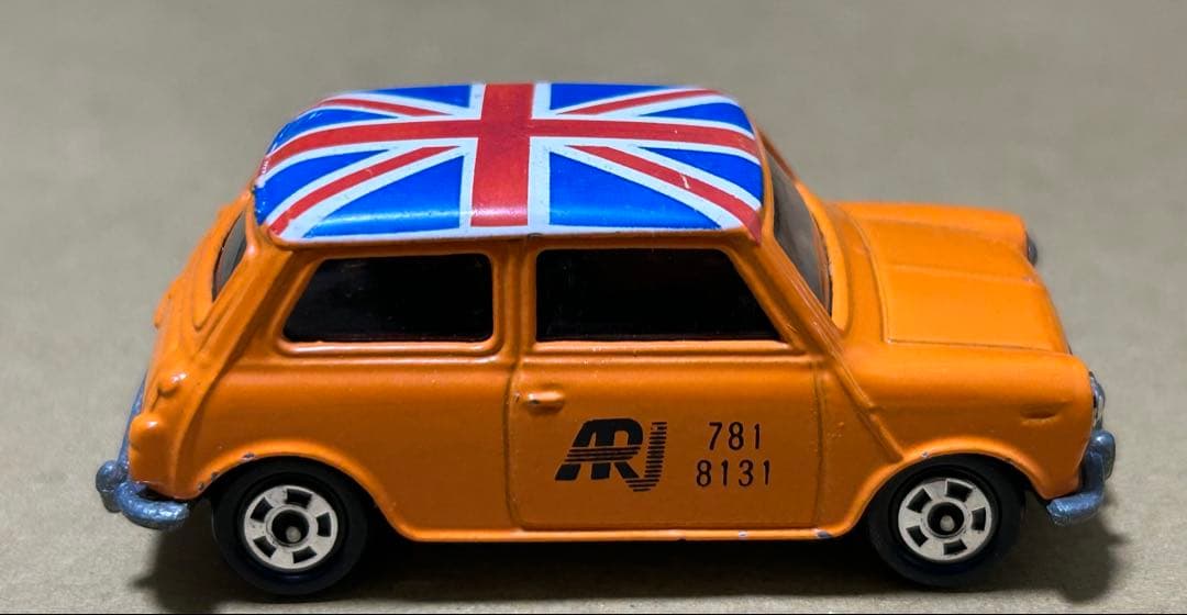 トミカ ミニクーパー ARJ ローバージャパン ④