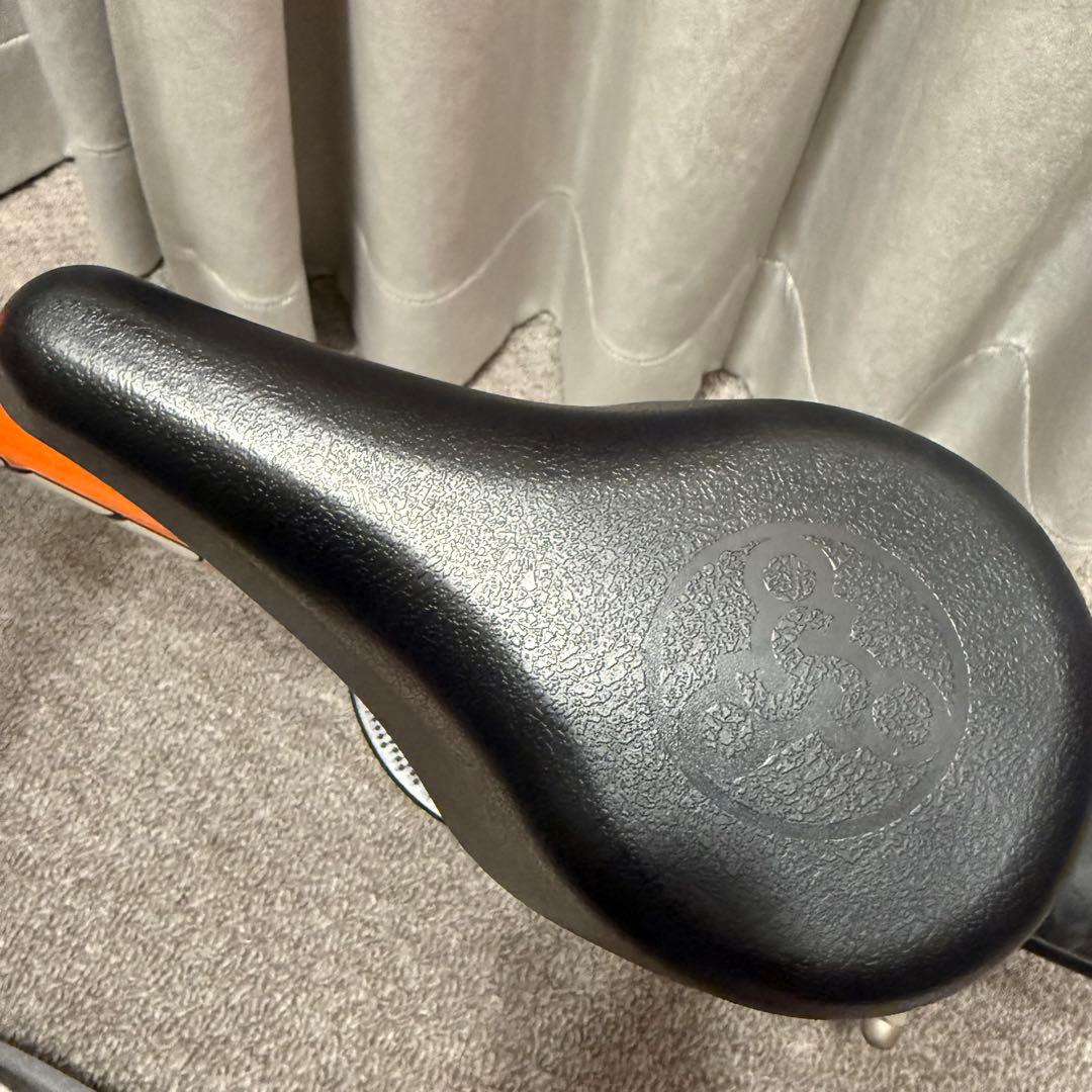 【美品】ストライダー スポーツモデル STRIDER 12インチ オレンジ