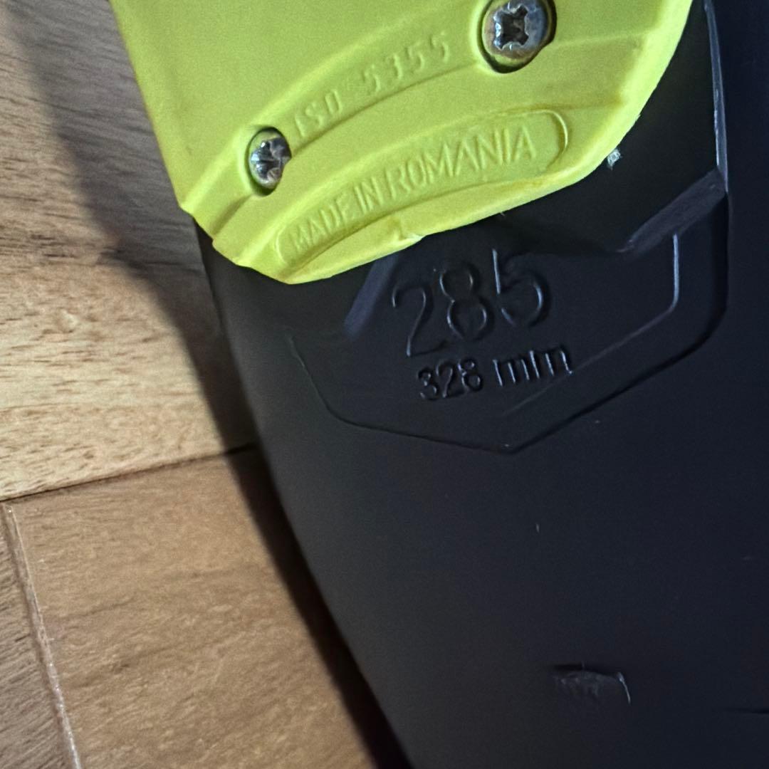 【ほぼ未使用】Rossignol ロシニョールEvo70 28.5cm②