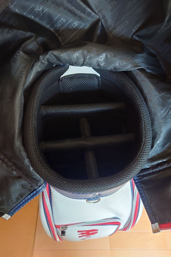 MU SPORTS ゴルフバッグ　軽量