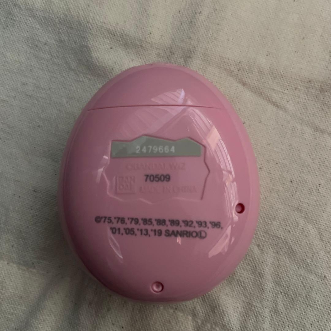 クリスマス値下中　美品 Tamagotchi Meets Sanrio ピンク