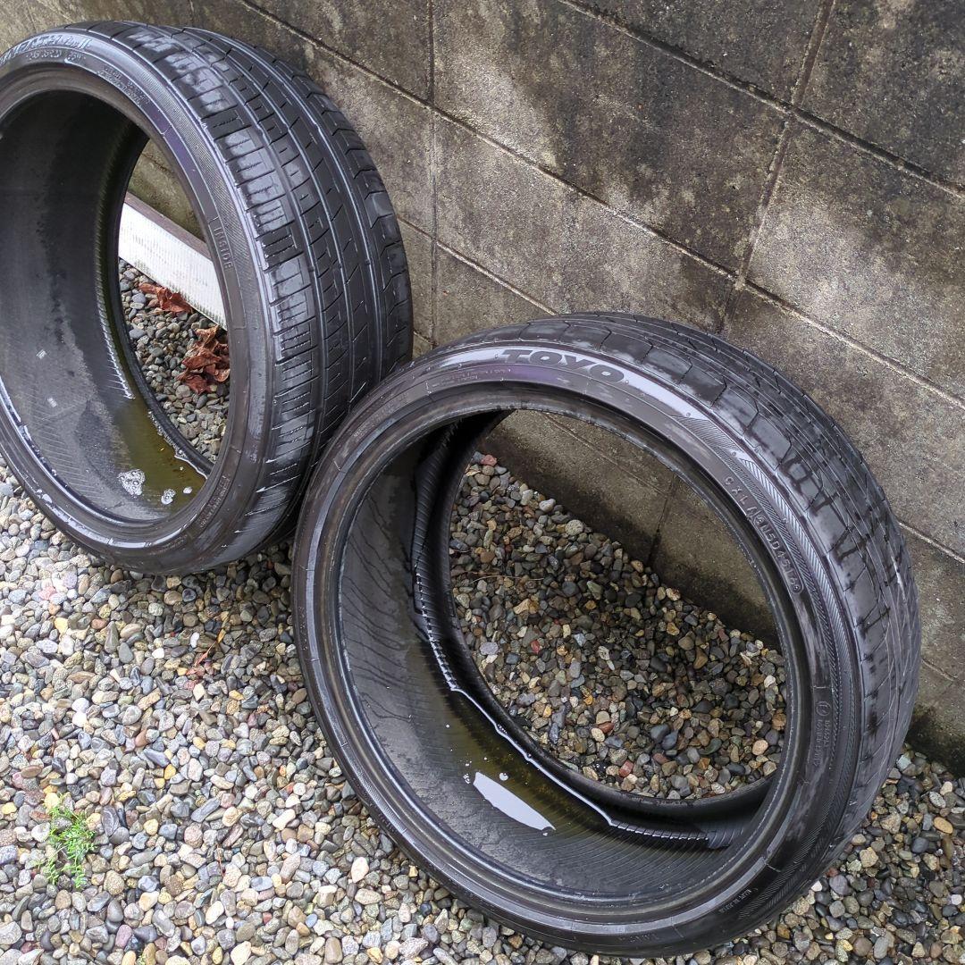 TOYOタイヤ　TRANPATH 245 35 20 2本