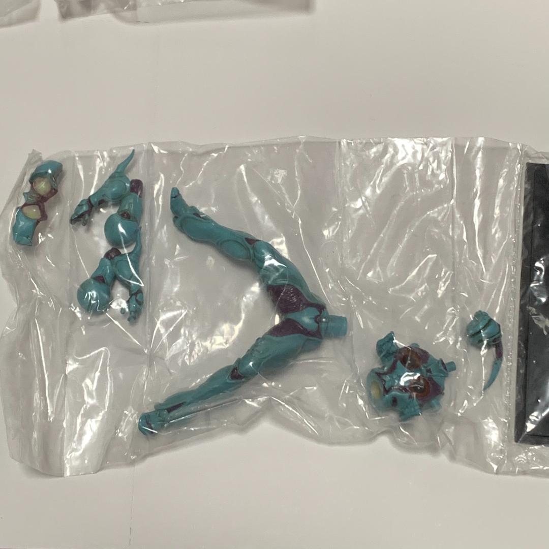 強殖装甲ガイバー トレーディングフィギュア#01　全９種 ビニール未開封