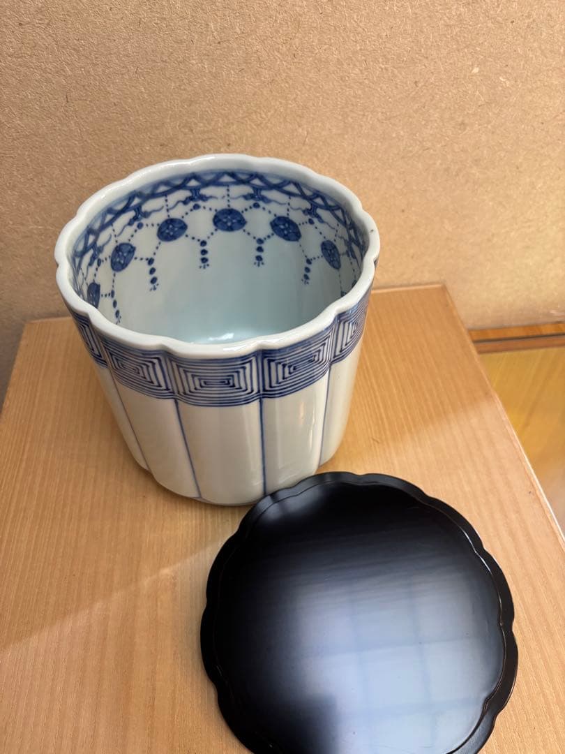 桶側の水指　玉堂窯