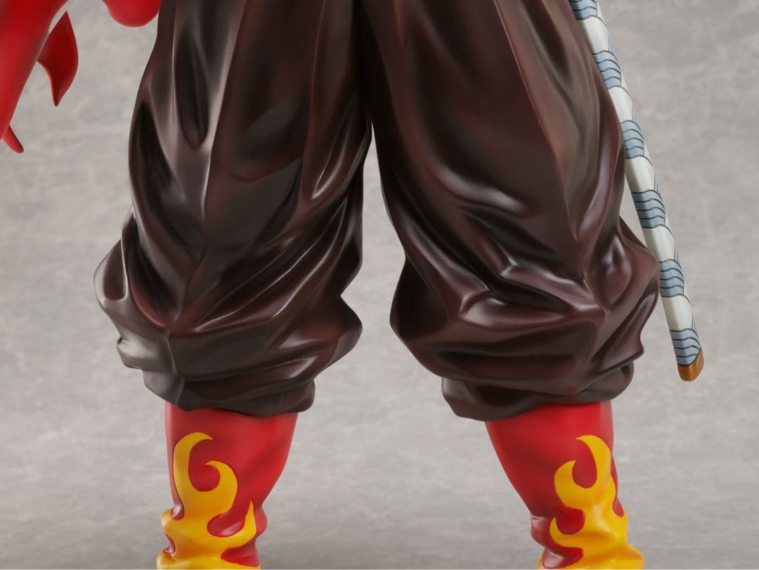 【まお】煉獄杏寿郎 1/4スケールフィギュア