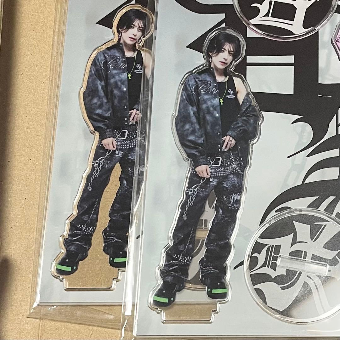 A*様 甘い暴力 咲 九年目の招待 アクスタ 2個セット