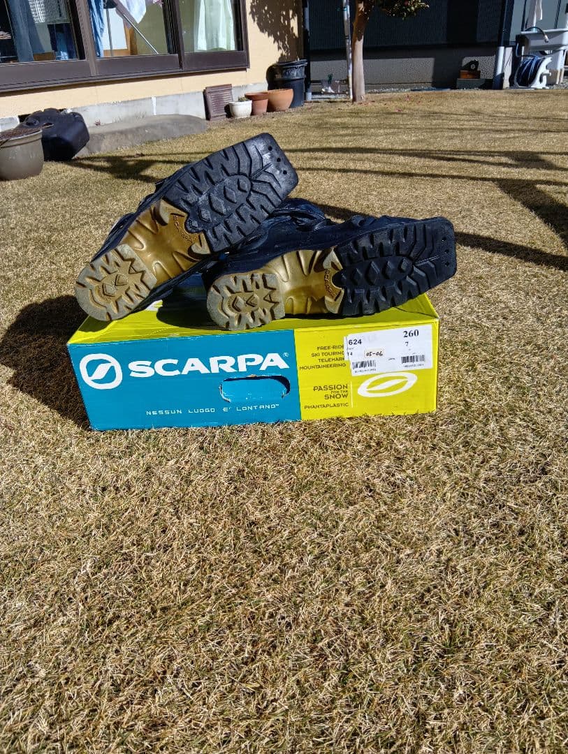 スカルパテレマークブーツT4