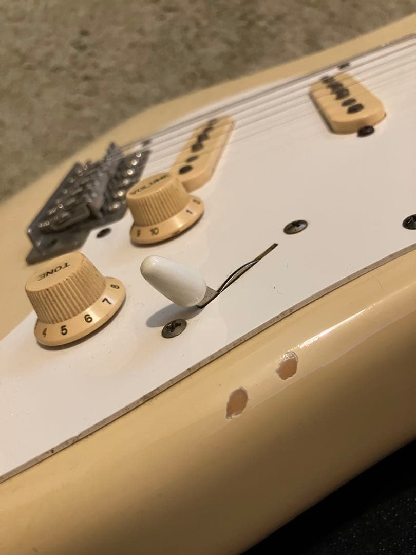 フェルナンデス 石ロゴ　FST-60 クリーム