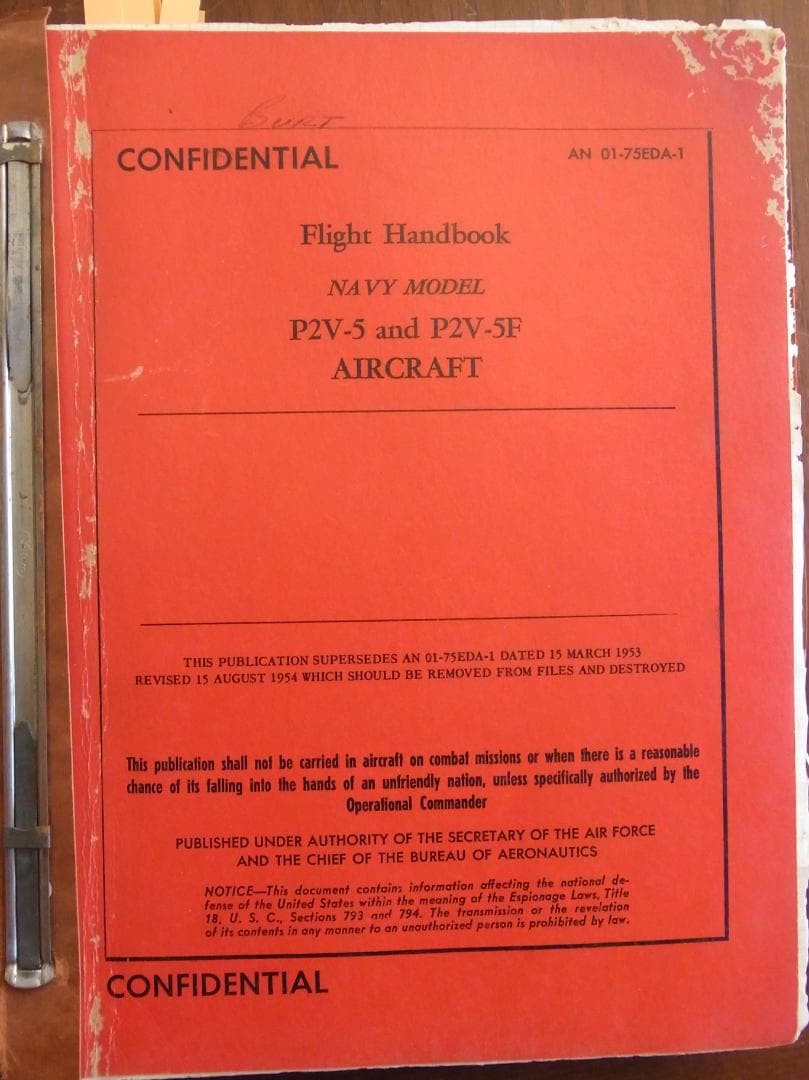 1955年米海軍の対潜哨戒機P2V-5 Neptune フライトハンドブック