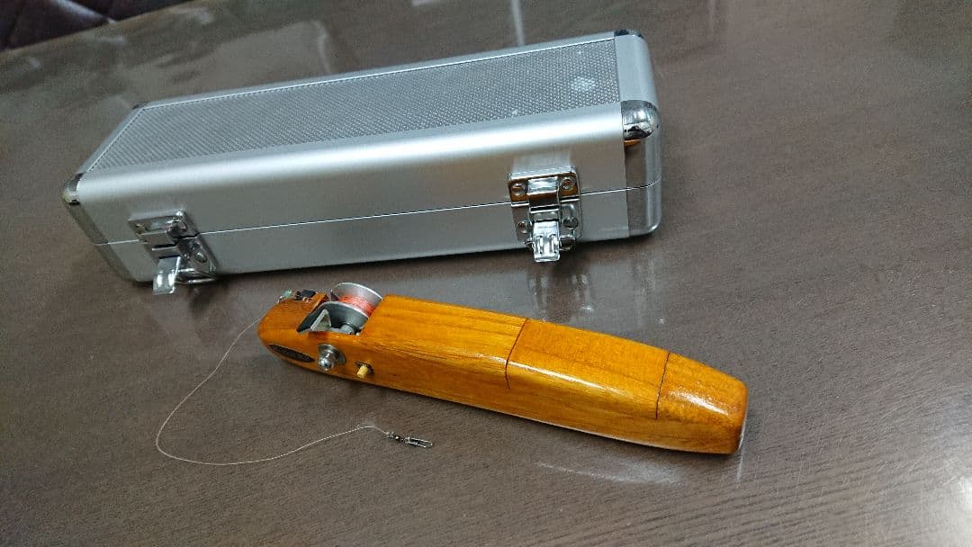 【お値下げ!!】K-ZAN★K2 ワカサギ電動リール（アルミケース付属です）