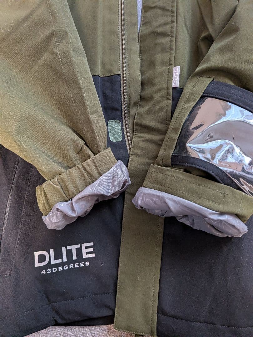 DLITE スノーボードウェア 子ども用 キッズ 上下セット 120cm