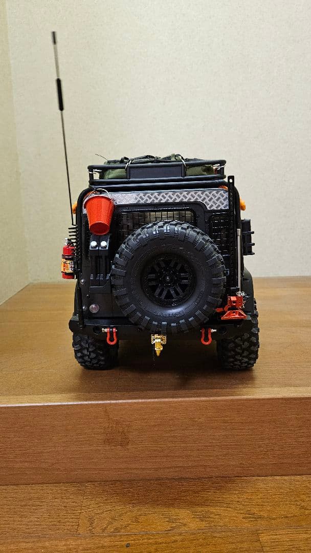 トラクサス trx4 ディフェンダー 1/10