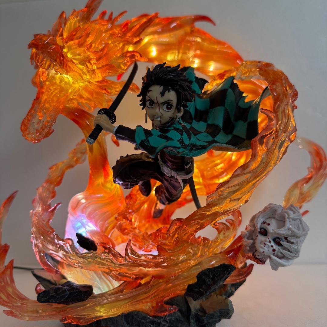 鬼滅の刃 竈門炭治郎 特大　フィギュア 炎エフェクト付き