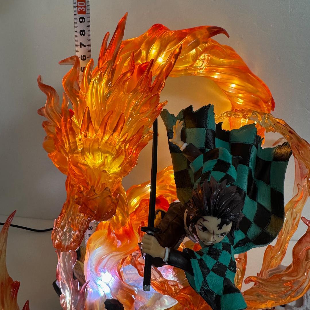 鬼滅の刃 竈門炭治郎 特大　フィギュア 炎エフェクト付き